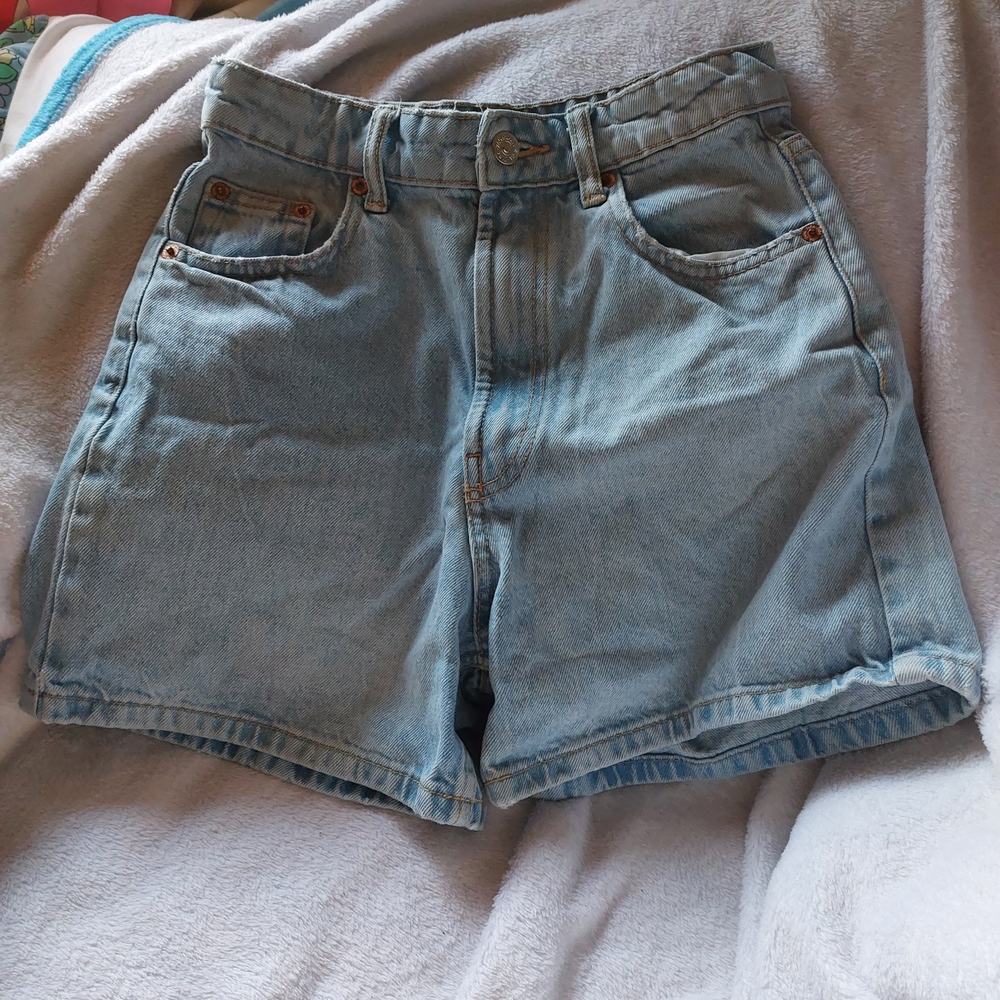 Zara Blue Jean Shorts Distressed Cut-Off Style